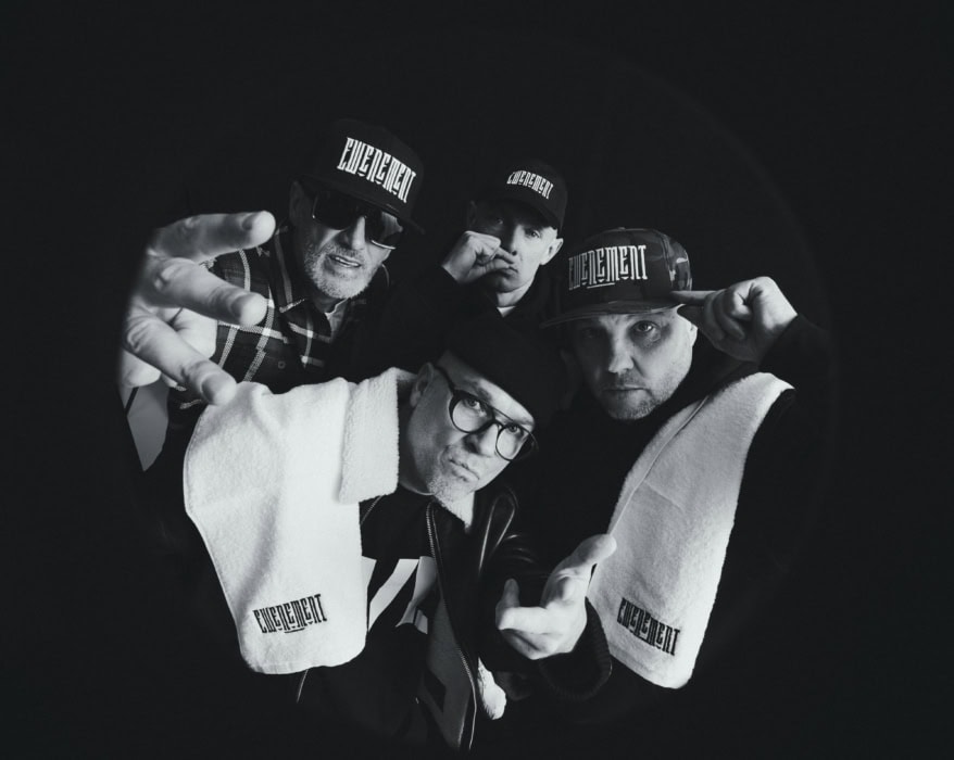 Molesta Official Foto